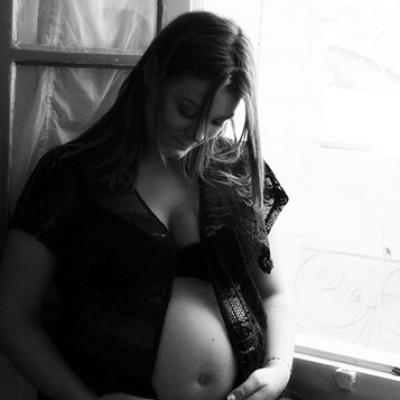 © photo de maman enceinte artistique à Toulon