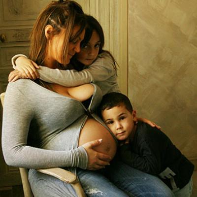 © photo de maman enceinte artistique à Toulon
